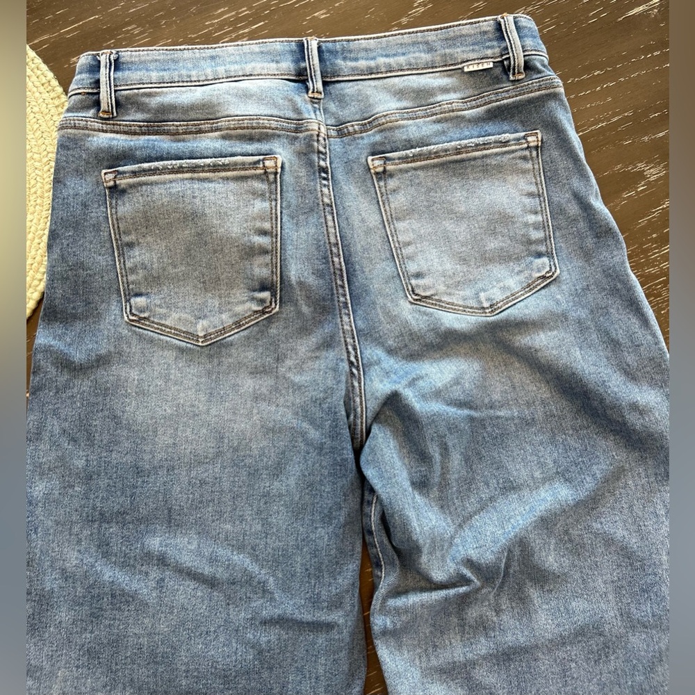 Super cute pair of Risen raw hem, crop jeans! Size 15 - Picture 3 of 6